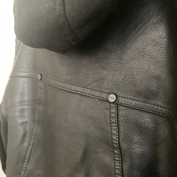 Guess Leather Jacket - Picture 5 of 8